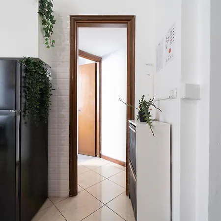 I Host Apartment - Pasteur 15-2 Milan Exterior photo
